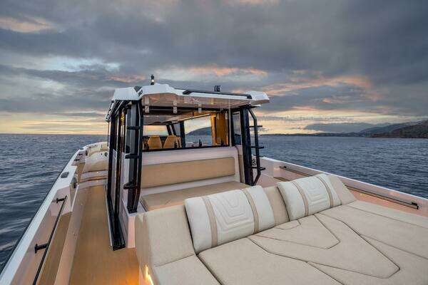 Technohull XPD Yacht For Sale