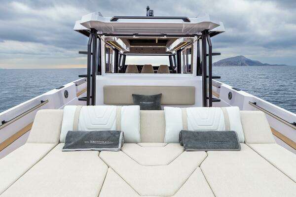 Technohull XPD Yacht For Sale