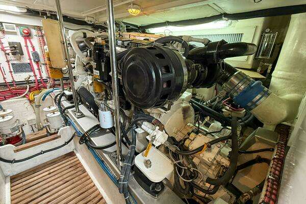 Grand Banks 49 Eastbay SX Yacht For Sale