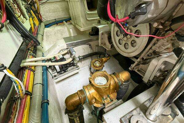 Grand Banks 49 Eastbay SX Yacht For Sale