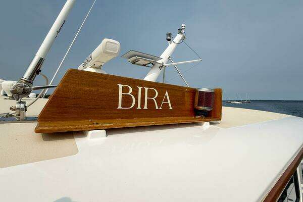 Grand Banks 49 Eastbay SX Yacht For Sale