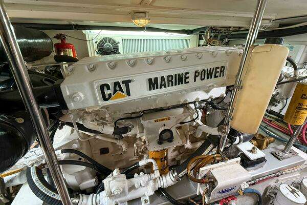 Grand Banks 49 Eastbay SX Yacht For Sale