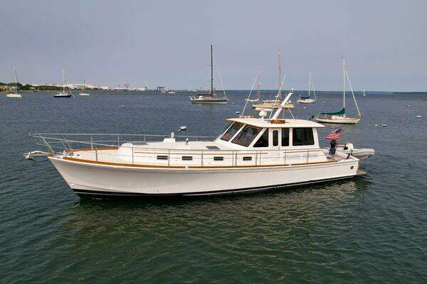 Grand Banks 49 Eastbay SX Yacht For Sale