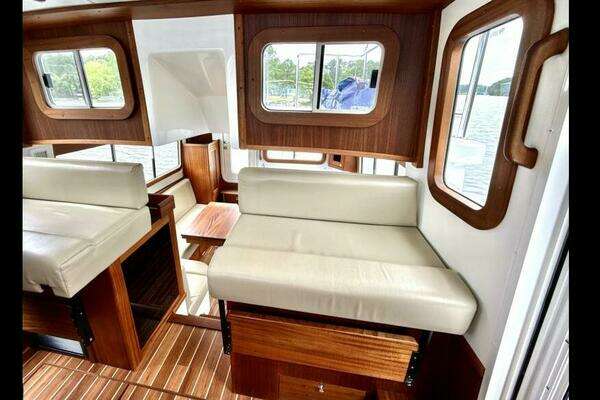 Nordic Tugs 34 Tug Yacht For Sale