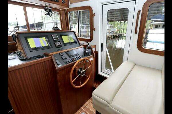 Nordic Tugs 34 Tug Yacht For Sale