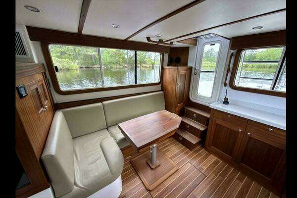 Nordic Tugs 34 Tug Yacht For Sale