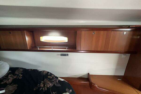Beneteau Oceanis Yacht For Sale