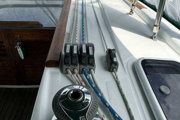 Beneteau Oceanis Yacht For Sale