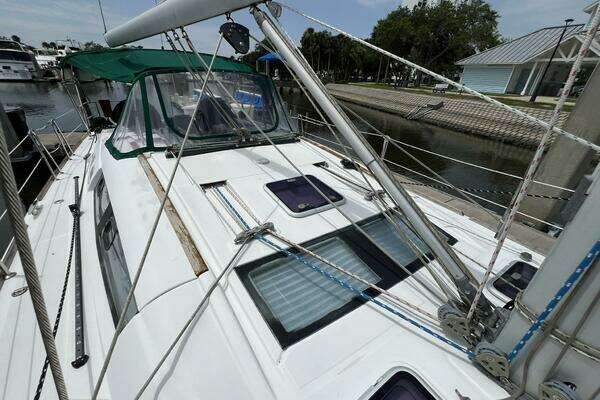 Beneteau Oceanis Yacht For Sale