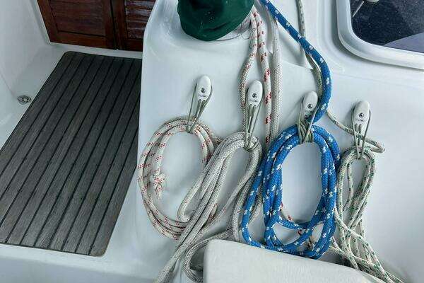 Beneteau Oceanis Yacht For Sale