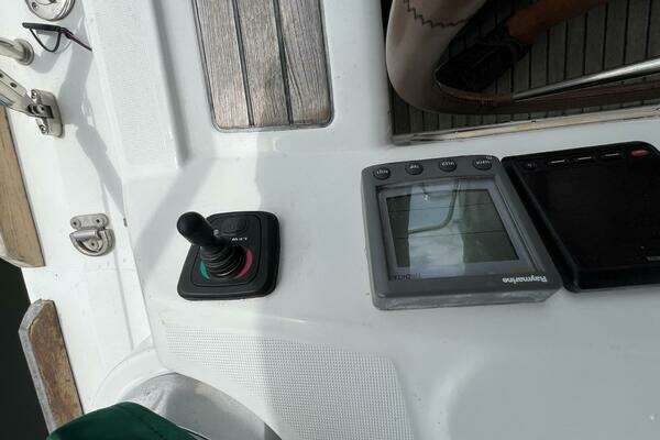 Beneteau Oceanis Yacht For Sale