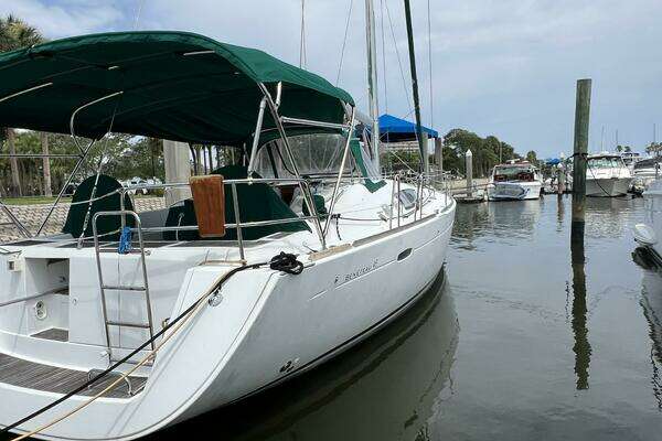 Beneteau Oceanis Yacht For Sale