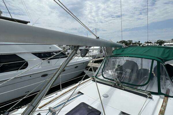 Beneteau Oceanis Yacht For Sale