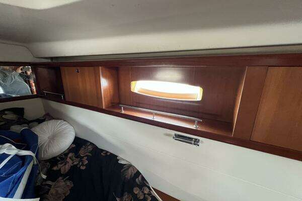 Beneteau Oceanis Yacht For Sale
