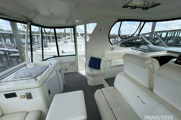 Cruisers Yachts 415 Express Yacht For Sale
