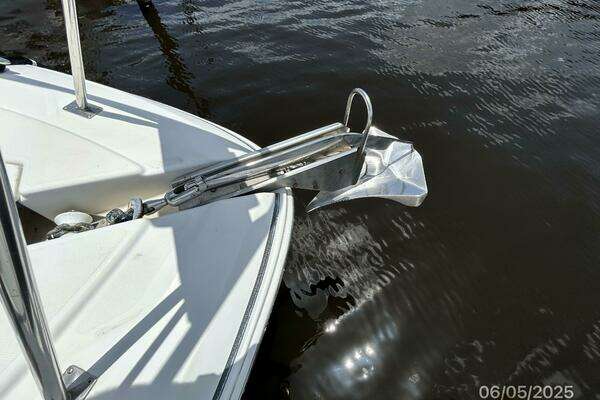 Cruisers Yachts 415 Express Yacht For Sale