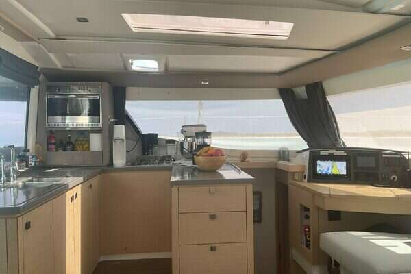 Fountaine Pajot  Yacht For Sale