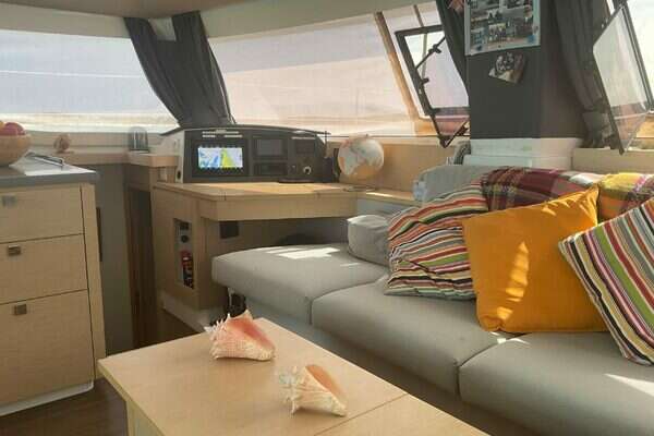 Fountaine Pajot  Yacht For Sale