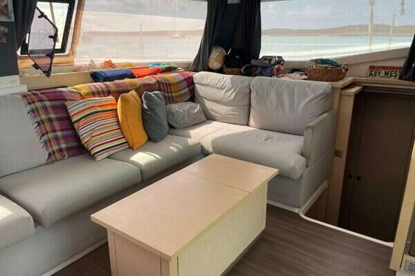 Fountaine Pajot  Yacht For Sale