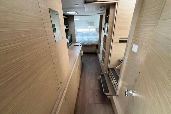 Lagoon  Yacht For Sale