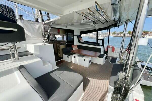 Lagoon  Yacht For Sale