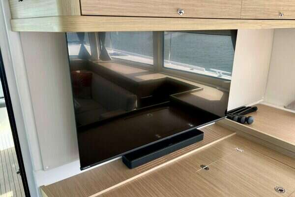 Lagoon  Yacht For Sale