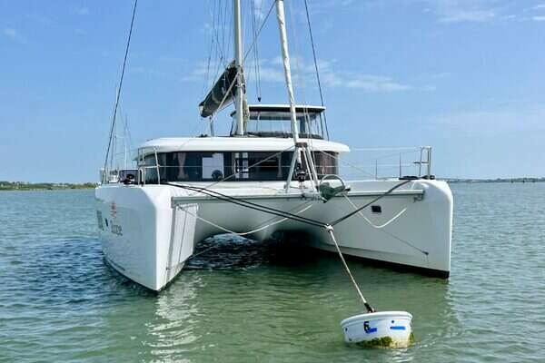 Lagoon  Yacht For Sale