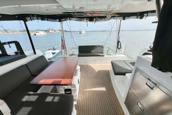 Lagoon  Yacht For Sale