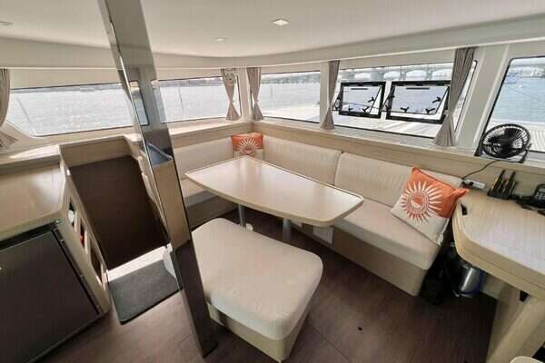 Lagoon  Yacht For Sale
