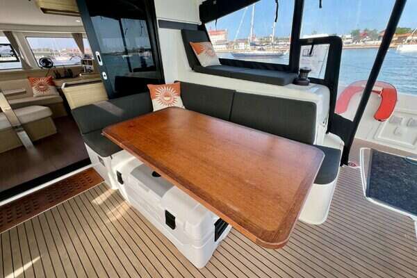 Lagoon  Yacht For Sale
