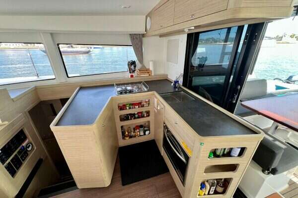 Lagoon  Yacht For Sale