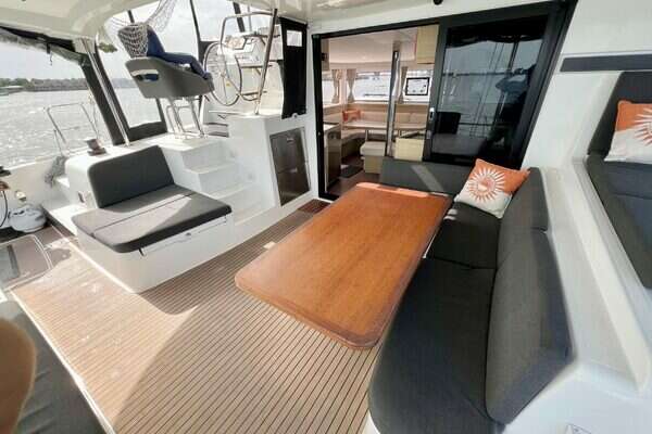 Lagoon  Yacht For Sale