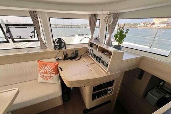 Lagoon  Yacht For Sale