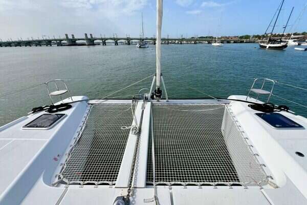 Lagoon  Yacht For Sale