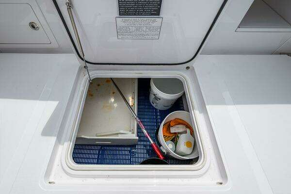 Bahama CC Yacht For Sale