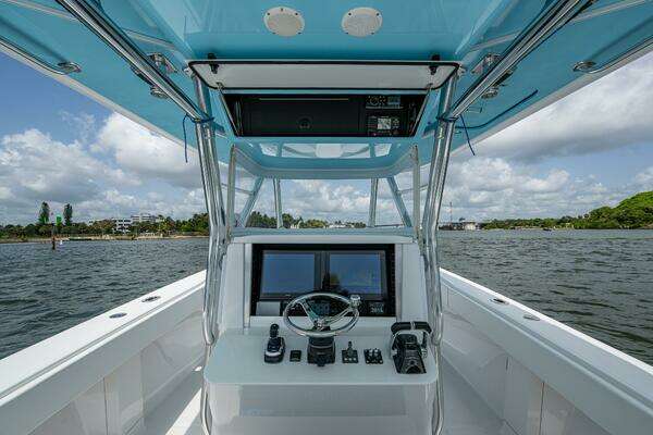 Bahama CC Yacht For Sale