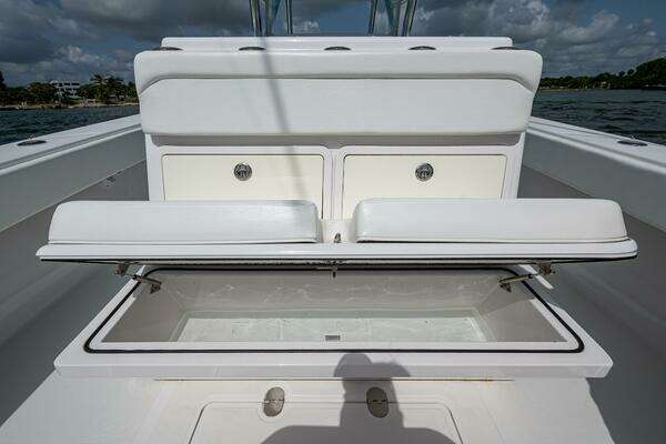 Bahama CC Yacht For Sale