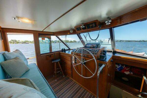 Photo of the 1970 Trumpy Houseboat "ABSOLUTE"