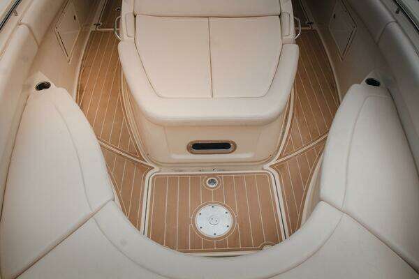 Chris-Craft Catalina 34 Yacht For Sale