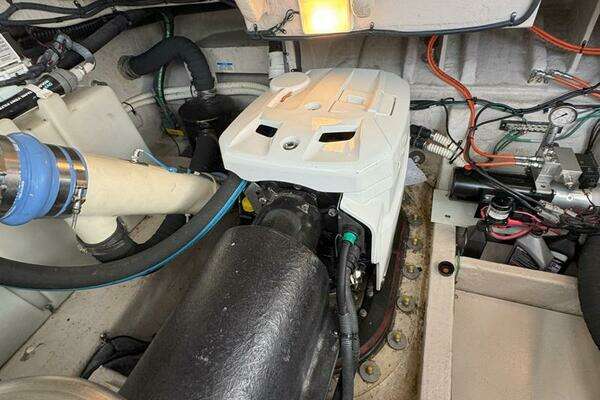 Sea Ray 440 Sundancer Yacht For Sale