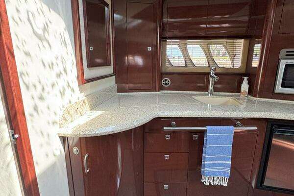 2009 Sea Ray 44