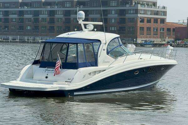 Sea Ray 440 Sundancer Yacht For Sale