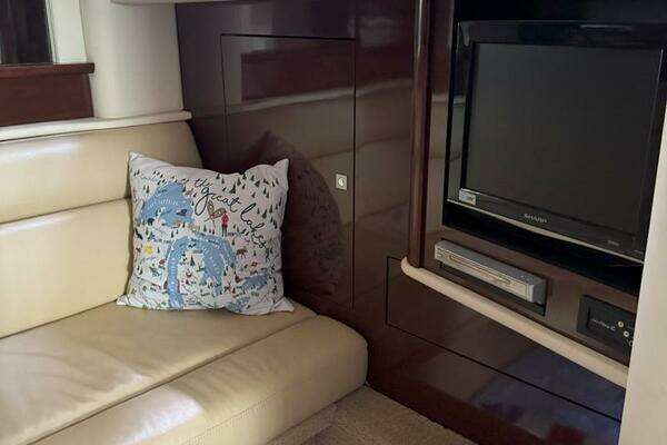Sea Ray 440 Sundancer Yacht For Sale