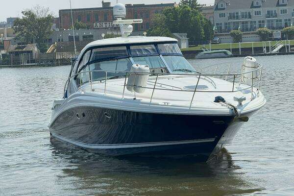 Sea Ray 440 Sundancer Yacht For Sale