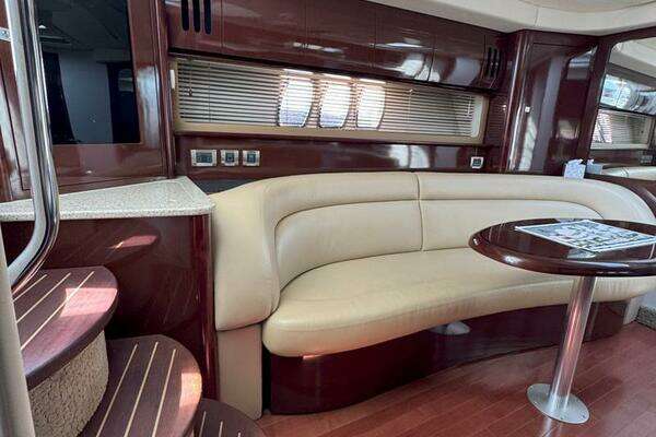 Sea Ray 440 Sundancer Yacht For Sale
