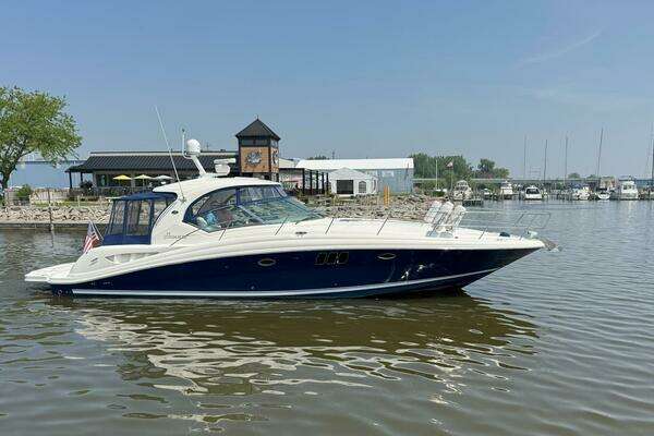 44-ft-Sea Ray-2009-440 Sundancer-ALMAS DEL MAR-Bay City Michigan United States yacht for sale