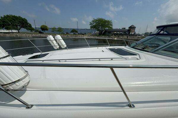 Sea Ray 440 Sundancer Yacht For Sale