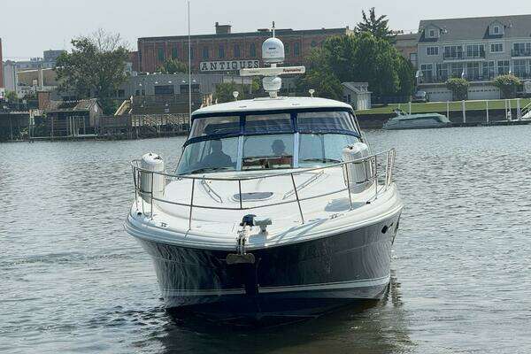 Sea Ray 440 Sundancer Yacht For Sale