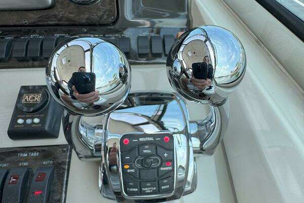 Sea Ray 440 Sundancer Yacht For Sale