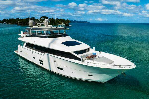 Hatteras Hatteras M90 Yacht For Sale